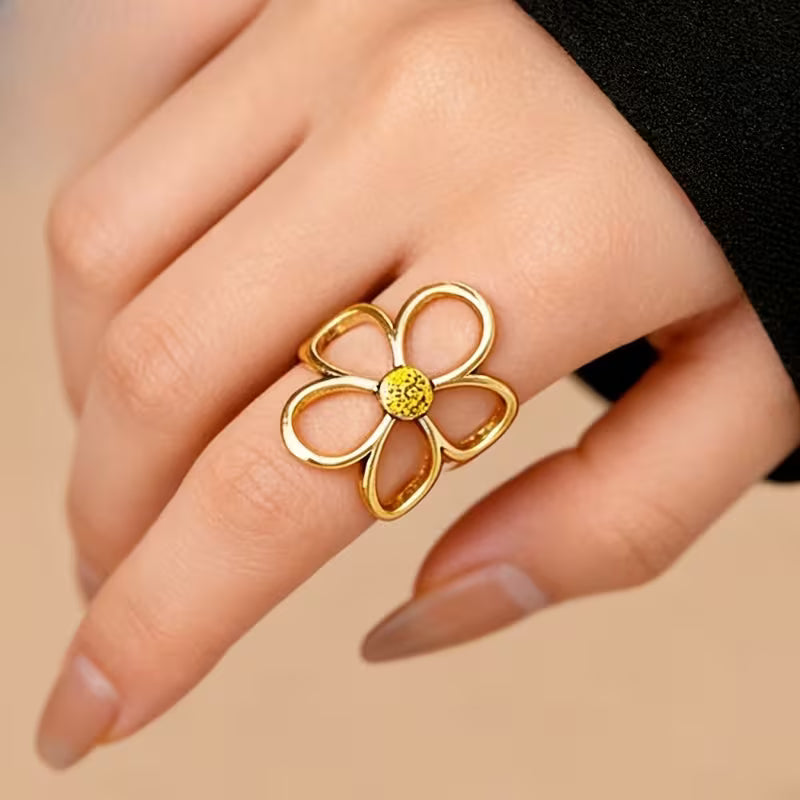 Daisy Flower Ring