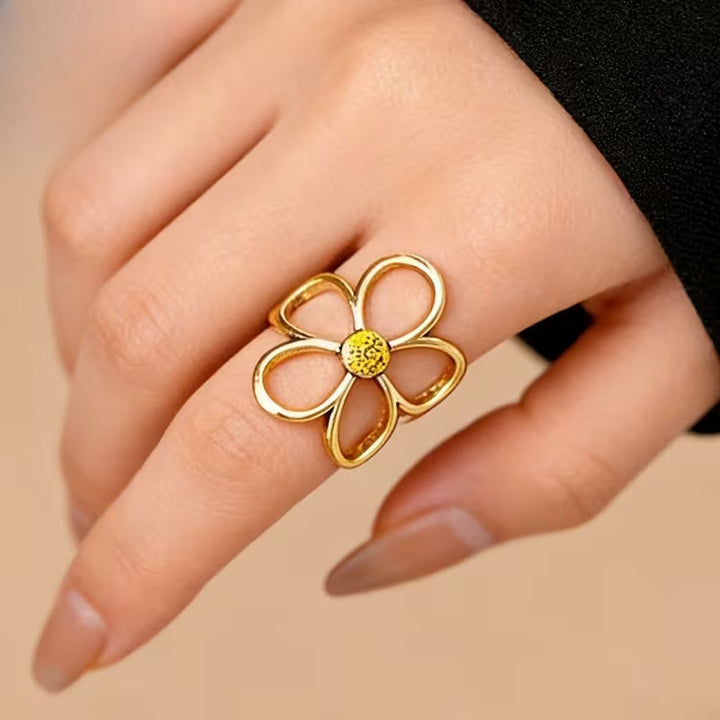 Daisy Flower Ring