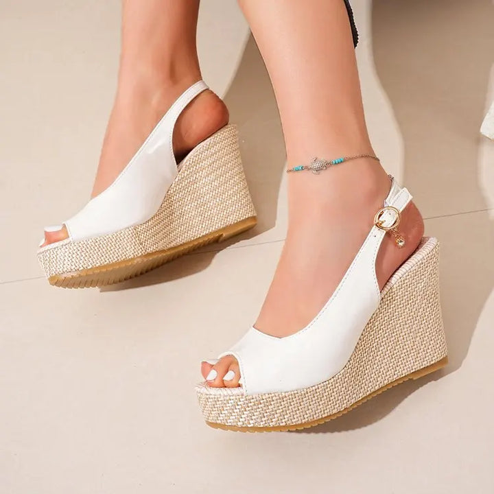 Breeze Platform Sandals