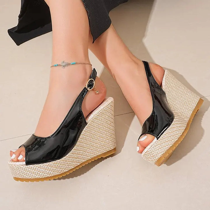 Breeze Platform Sandals