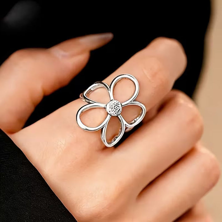 Daisy Flower Ring